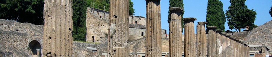 Pompeii In Pictures by&nbsp;Mike