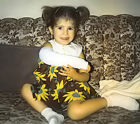 Mary Louise w/ broken arm age 5