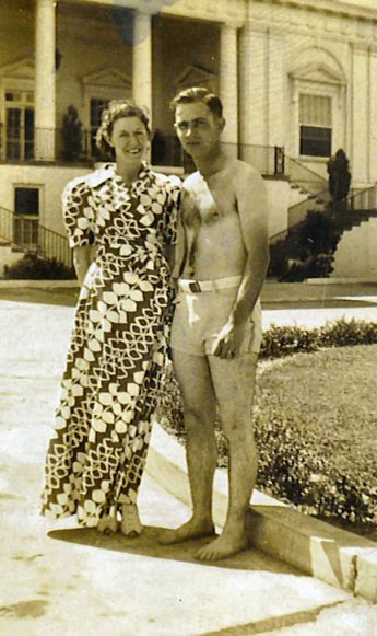 Johnnie Mae Temple Rolen and John Hollis Rolen.