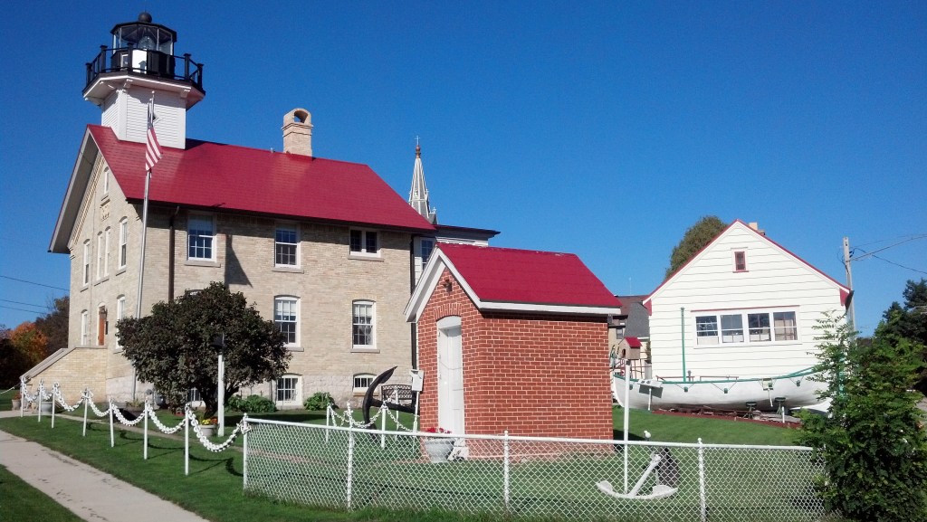 Enjoyed a nice drive on a sunny day to find this historic lighthouse turned to a museum (but it was closed).