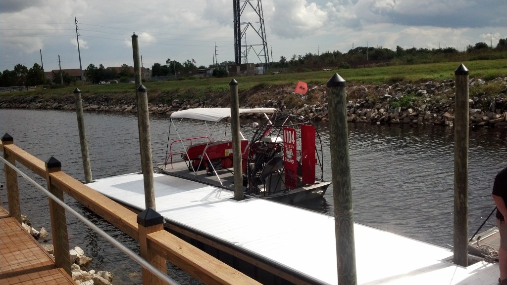 Late October early November was vacation time for us...  and we again toured the Everglades by airboat.